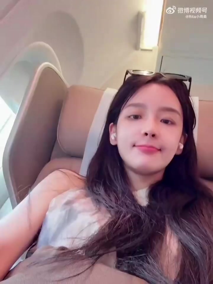 就好这口啊紫啧😍解说Rita分享视频：出差vlog极速版^_−